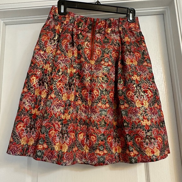 Maeve mini skirt, size small - Picture 2 of 3